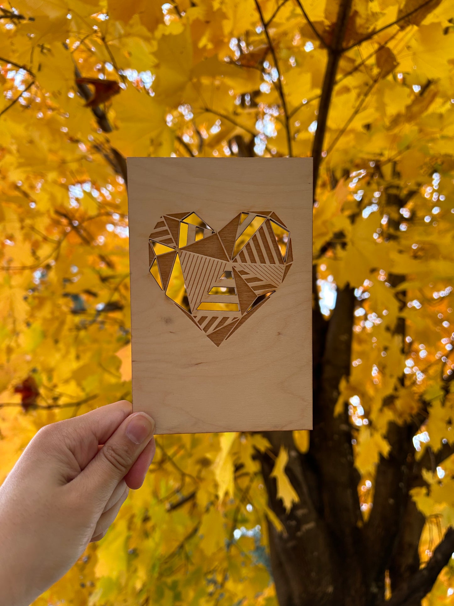 1 Geometrical Heart Wood Card